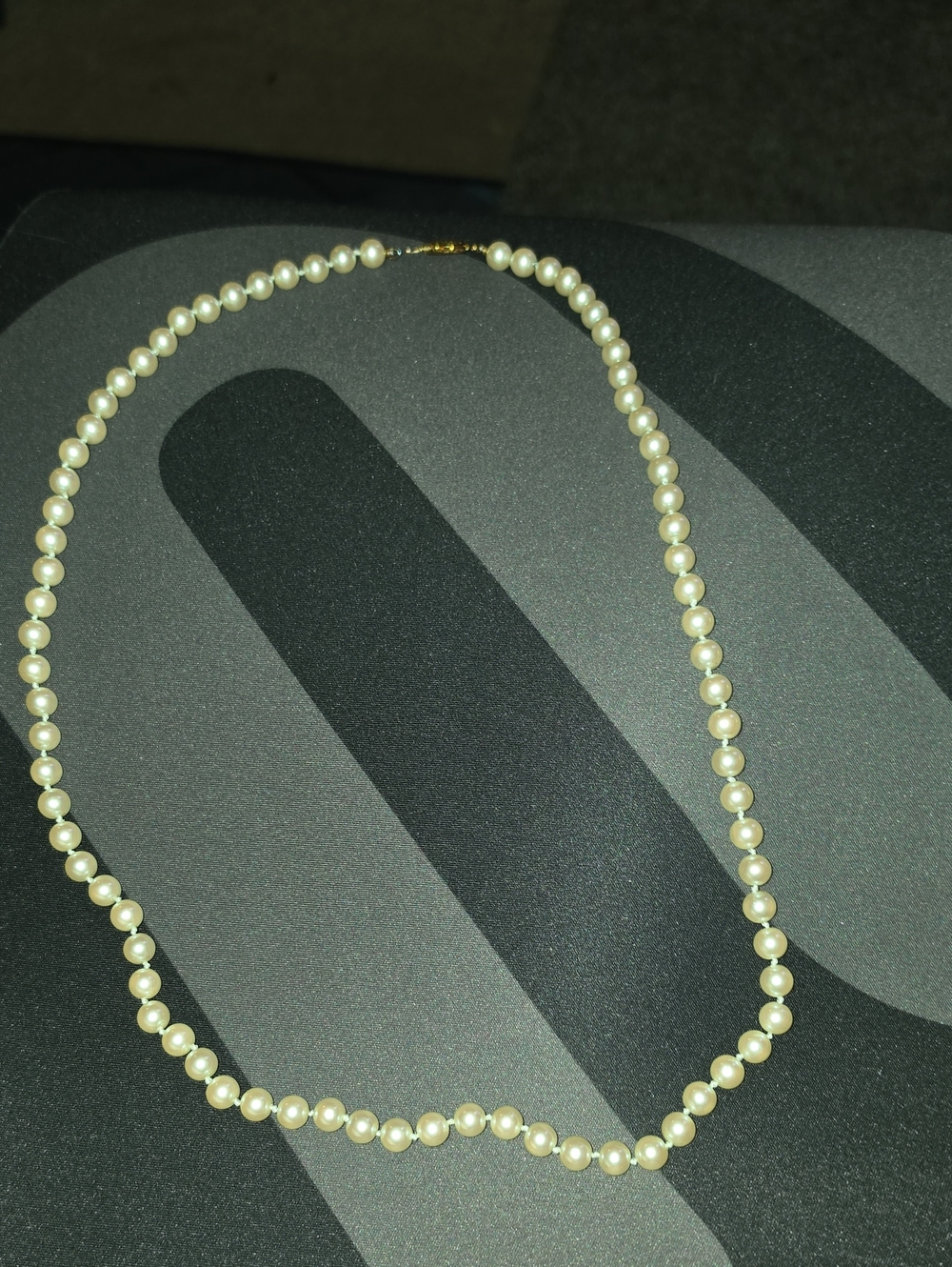 Classic Pearl Necklace in Cream - Elegant Women's Jewelry